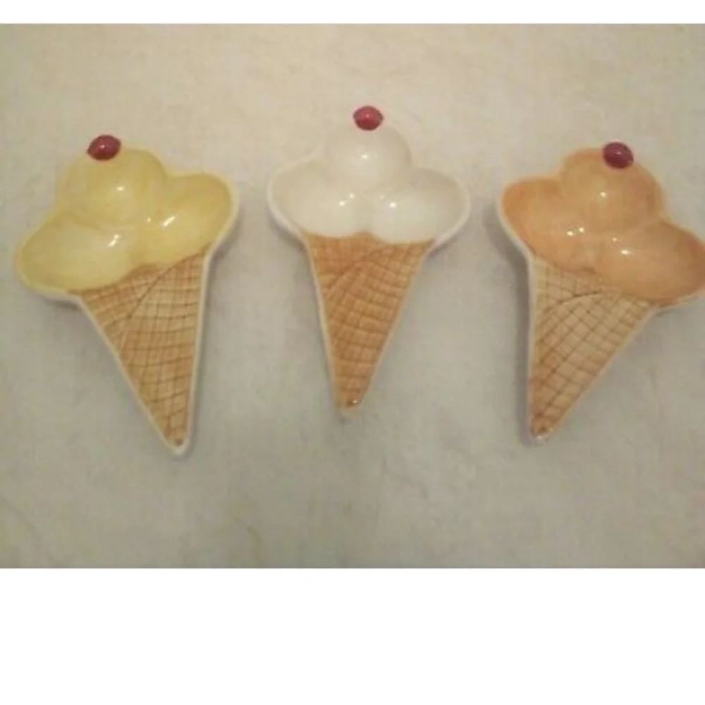 Set of 3 Williams Sonoma Ice cream Shaped Plates
